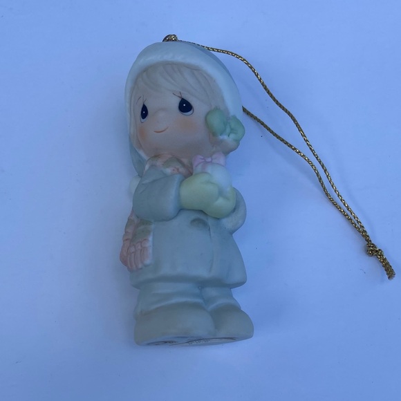 Precious moment, Charming Winter Figurine Christmas be white ornament - Picture 1 of 1